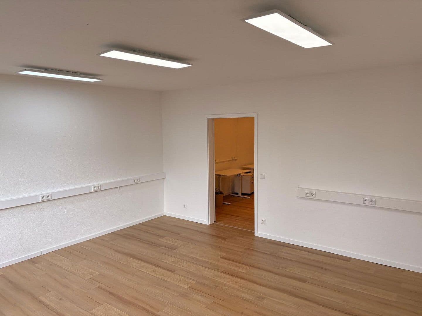 Pronájem kanceláře 89 m², Montanusstraße 17, Leverkusen, Severní Porýní-Vestfálsko Pronájem kanceláře 89 m², Montanusstraße 17, Leverkusen, Severní Porýní-Vestfálsko