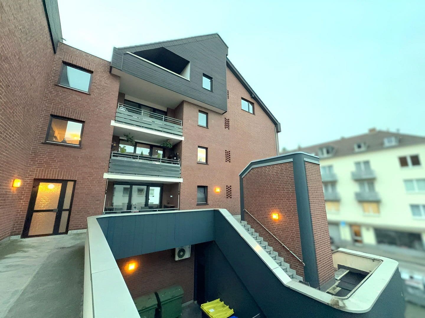 Prodej bytu 3+1 101 m², Alte Linner Str. 42, Krefeld, Severní Porýní-Vestfálsko Prodej bytu 3+1 101 m², Alte Linner Str. 42, Krefeld, Severní Porýní-Vestfálsko