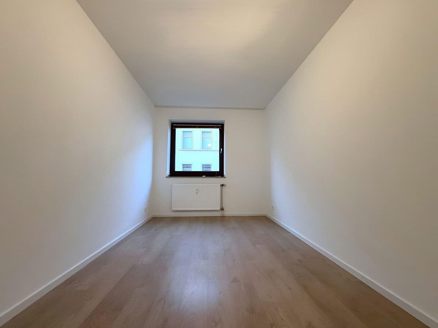 Prodej bytu 3+1 101 m², Alte Linner Str. 42, Krefeld, Severní Porýní-Vestfálsko Prodej bytu 3+1 101 m², Alte Linner Str. 42, Krefeld, Severní Porýní-Vestfálsko