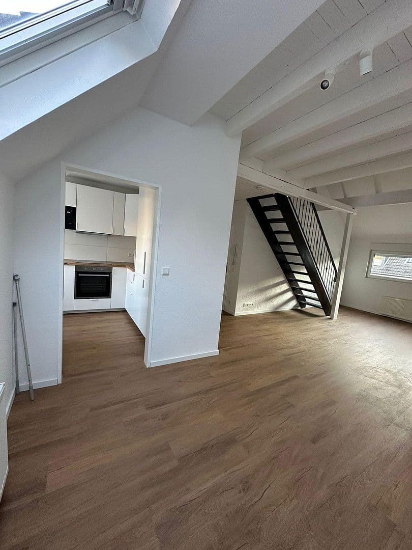 Pronájem bytu 3+1 96 m², Schwanhildenstr. 14, Essen, Severní Porýní-Vestfálsko Pronájem bytu 3+1 96 m², Schwanhildenstr. 14, Essen, Severní Porýní-Vestfálsko