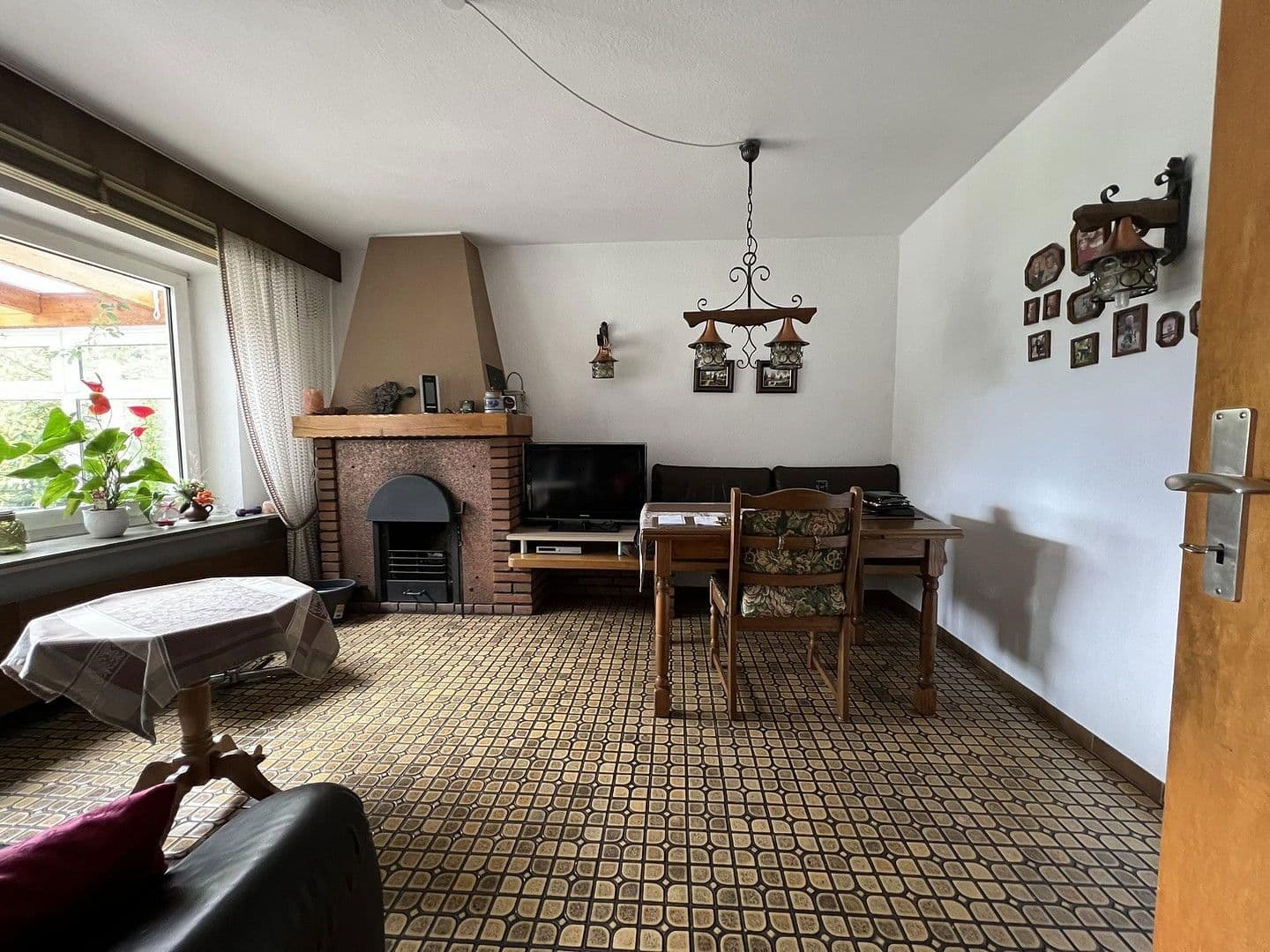 Prodej domu 175 m², pozemek 1.008 m², Behrestraße 1 A, Nienhagen, Dolní Sasko Prodej domu 175 m², pozemek 1.008 m², Behrestraße 1 A, Nienhagen, Dolní Sasko