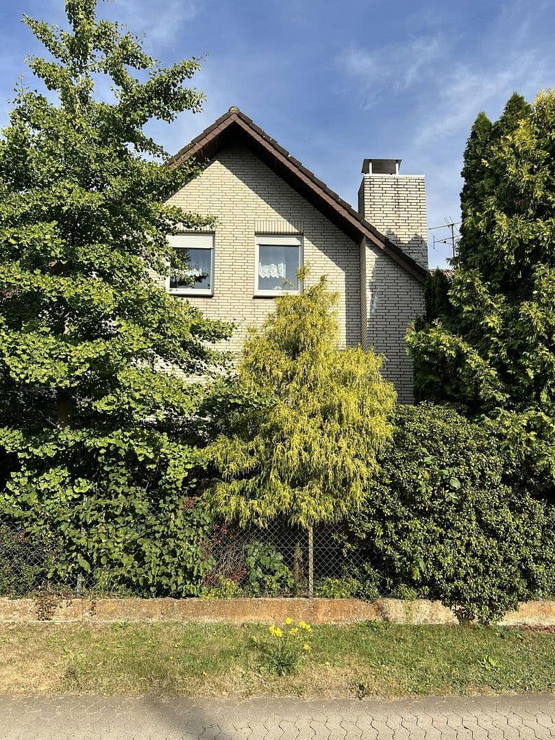 Prodej domu 175 m², pozemek 1.008 m², Behrestraße 1 A, Nienhagen, Dolní Sasko Prodej domu 175 m², pozemek 1.008 m², Behrestraße 1 A, Nienhagen, Dolní Sasko