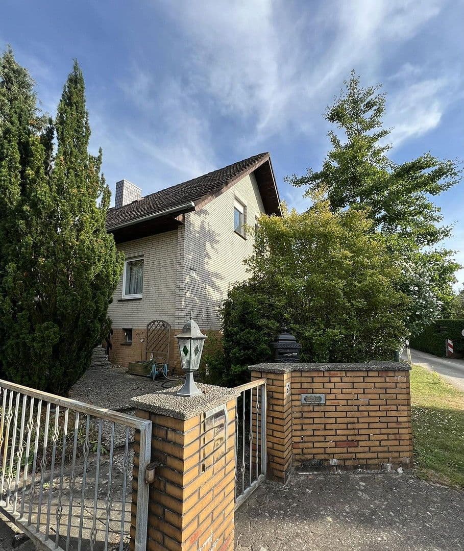 Prodej domu 175 m², pozemek 1.008 m², Behrestraße 1 A, Nienhagen, Dolní Sasko Prodej domu 175 m², pozemek 1.008 m², Behrestraße 1 A, Nienhagen, Dolní Sasko