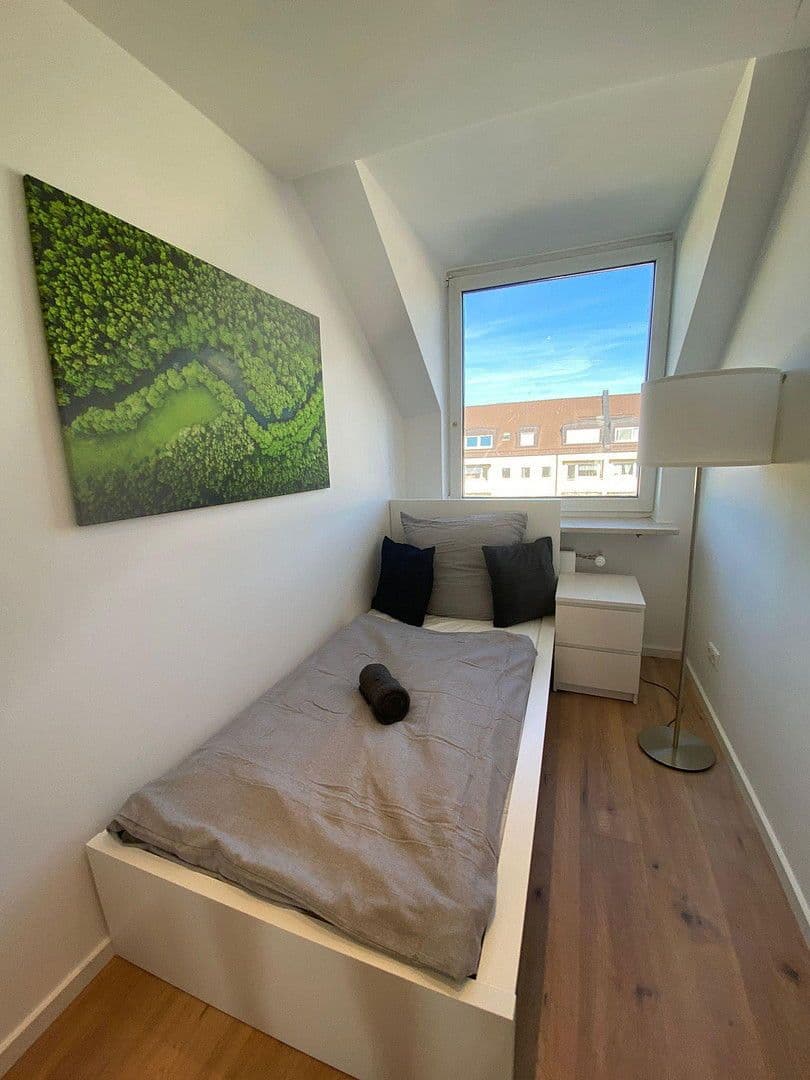 Pronájem bytu 80 m², Dachauerstraße 419, München, Bavorsko Pronájem bytu 80 m², Dachauerstraße 419, München, Bavorsko