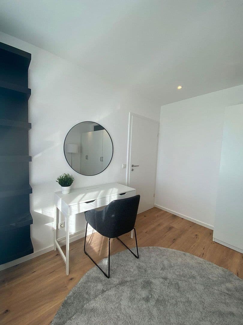 Pronájem bytu 80 m², Dachauerstraße 419, München, Bavorsko Pronájem bytu 80 m², Dachauerstraße 419, München, Bavorsko