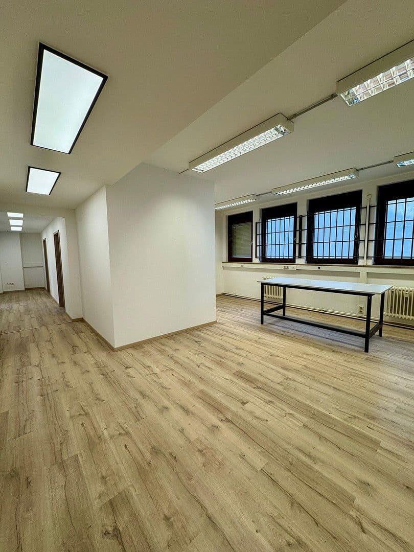 Prodej kanceláře 220 m², Pillenreuther Str. 14, Nürnberg, Bavorsko Prodej kanceláře 220 m², Pillenreuther Str. 14, Nürnberg, Bavorsko