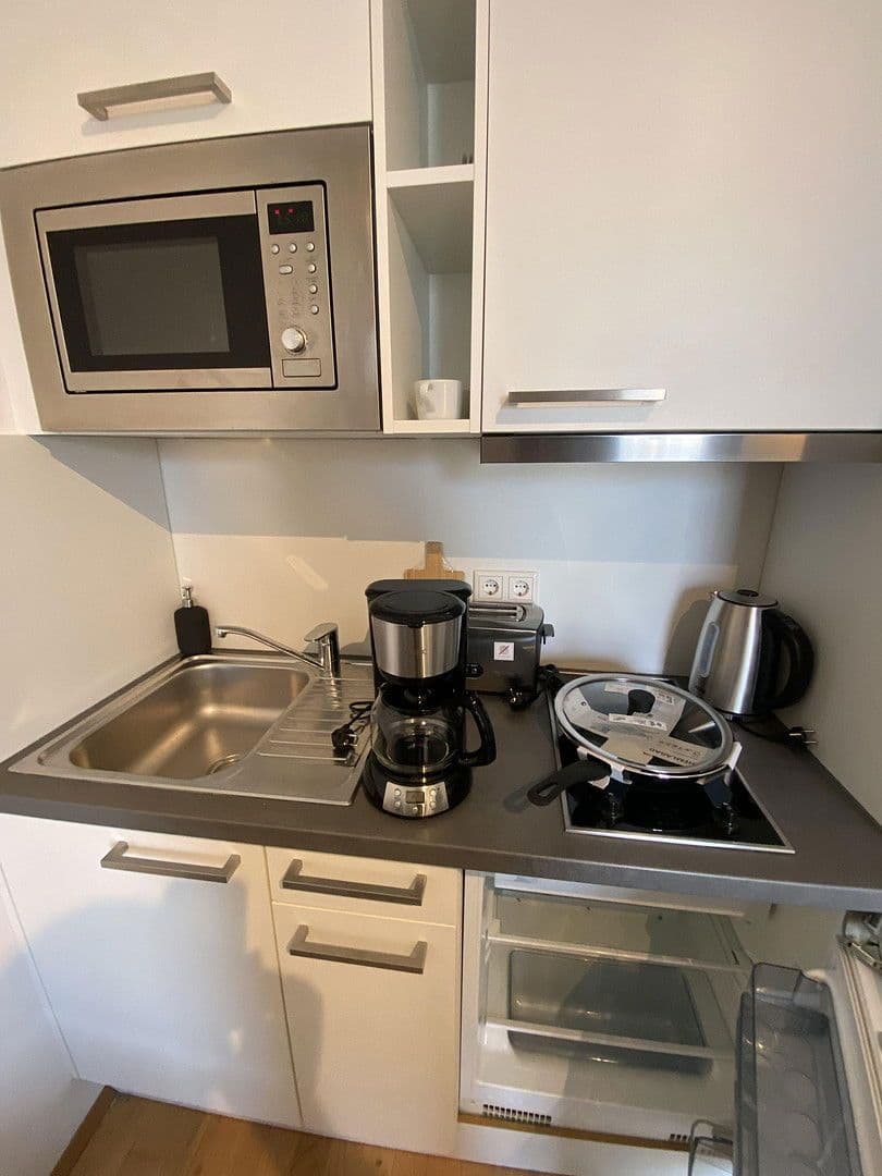 Pronájem bytu 1+1 23 m², Wexstraße 14, Wilmersdorf, Berlin, Berlín Pronájem bytu 1+1 23 m², Wexstraße 14, Wilmersdorf, Berlin, Berlín