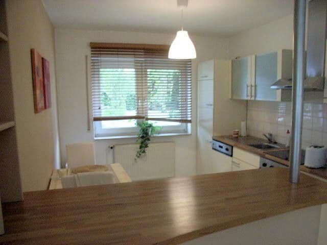 Pronájem bytu 2+1 85 m², Braunschweig, Dolní Sasko Pronájem bytu 2+1 85 m², Braunschweig, Dolní Sasko