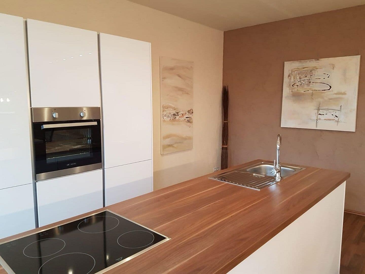 Pronájem bytu 4+1 150 m², Salzgitter, Dolní Sasko Pronájem bytu 4+1 150 m², Salzgitter, Dolní Sasko