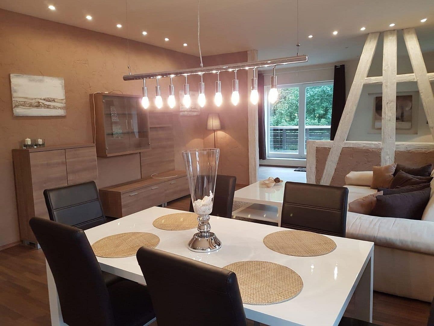 Pronájem bytu 4+1 150 m², Salzgitter, Dolní Sasko Pronájem bytu 4+1 150 m², Salzgitter, Dolní Sasko