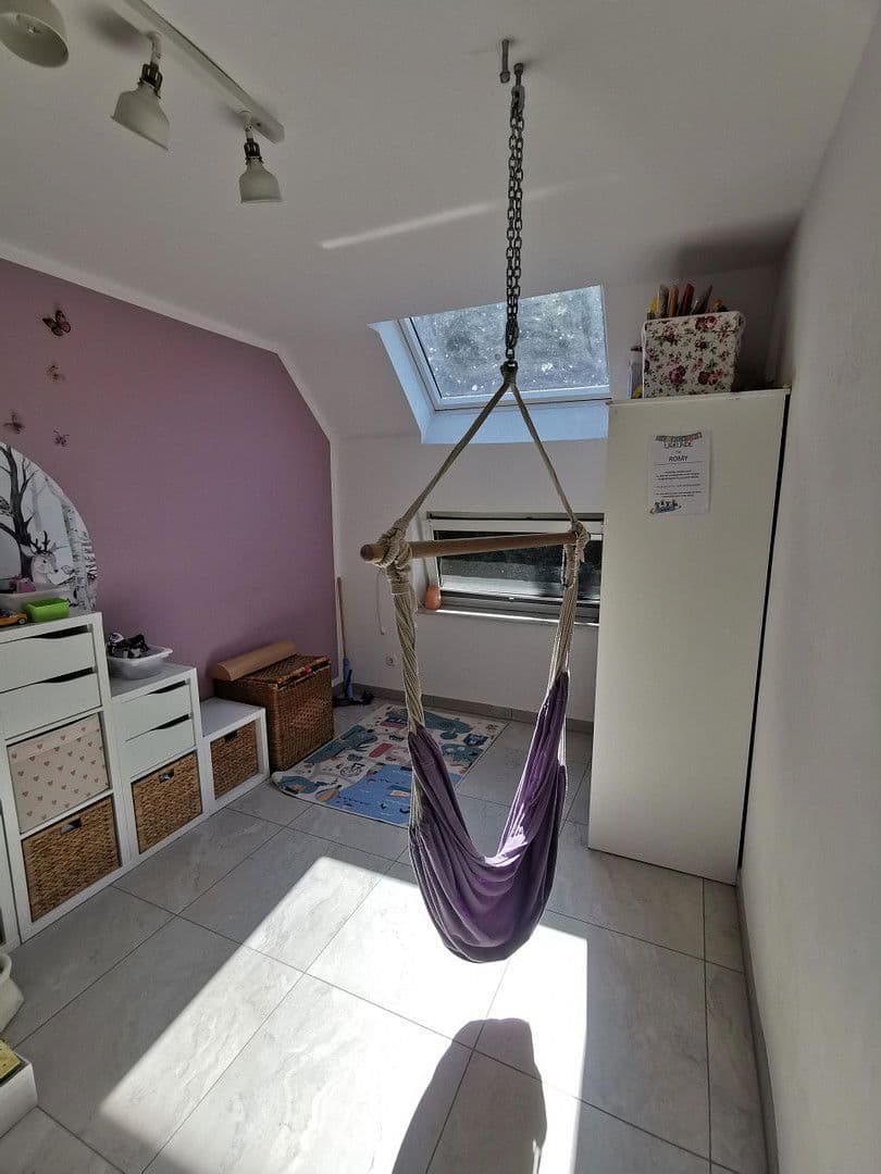 Prodej domu 350 m², pozemek 500 m², Garbsen, Dolní Sasko Prodej domu 350 m², pozemek 500 m², Garbsen, Dolní Sasko