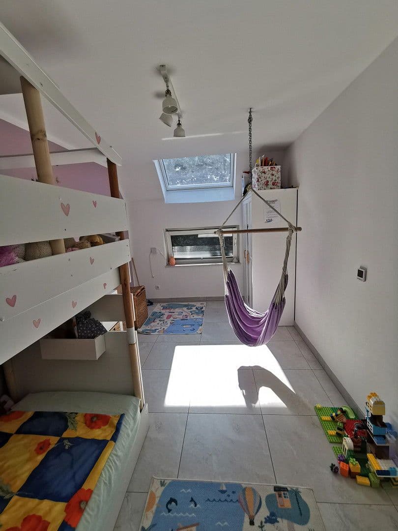 Prodej domu 350 m², pozemek 500 m², Garbsen, Dolní Sasko Prodej domu 350 m², pozemek 500 m², Garbsen, Dolní Sasko