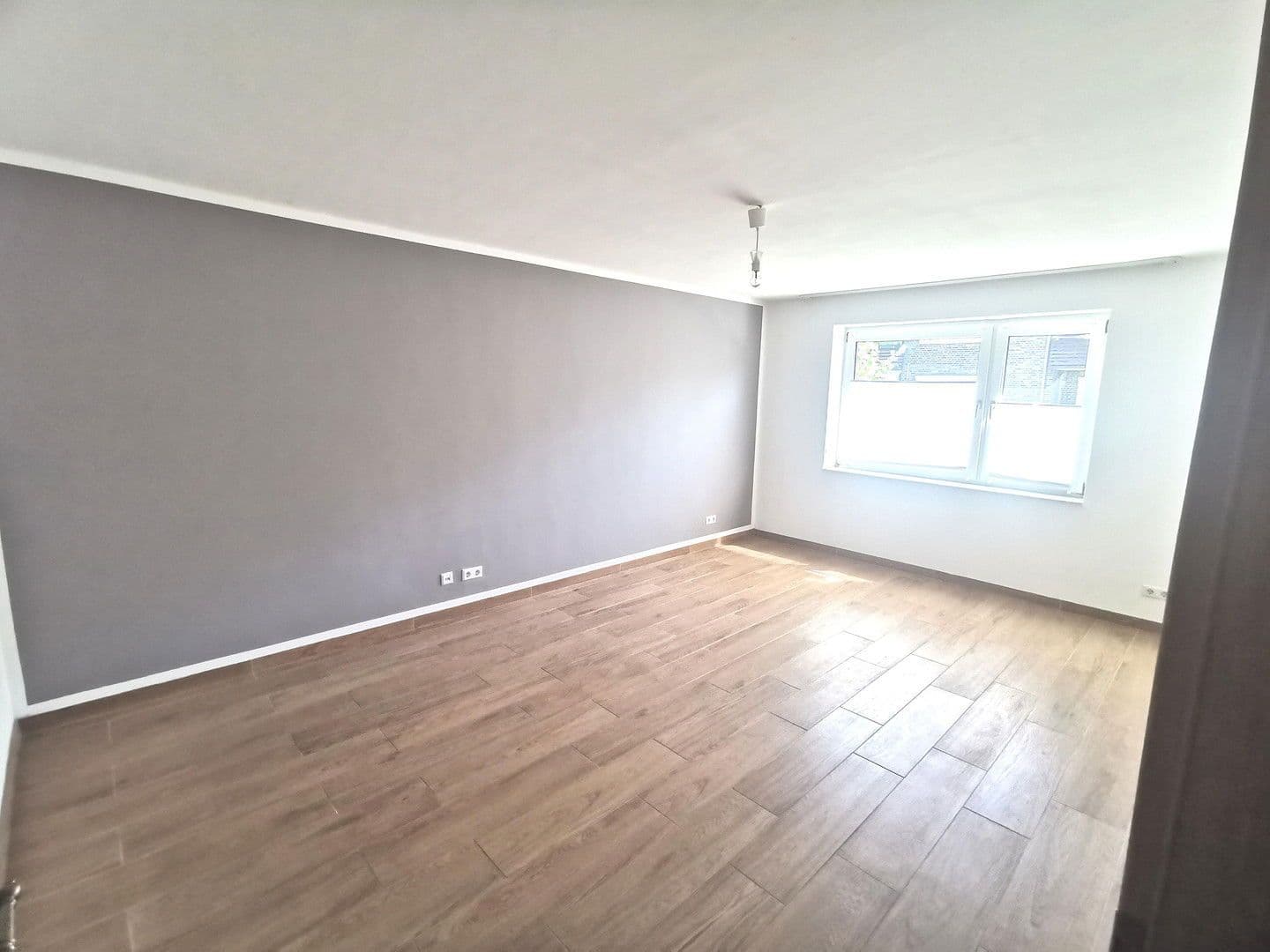 Prodej domu 350 m², pozemek 500 m², Garbsen, Dolní Sasko Prodej domu 350 m², pozemek 500 m², Garbsen, Dolní Sasko