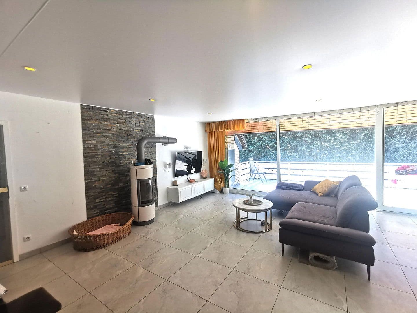 Prodej domu 350 m², pozemek 500 m², Garbsen, Dolní Sasko Prodej domu 350 m², pozemek 500 m², Garbsen, Dolní Sasko