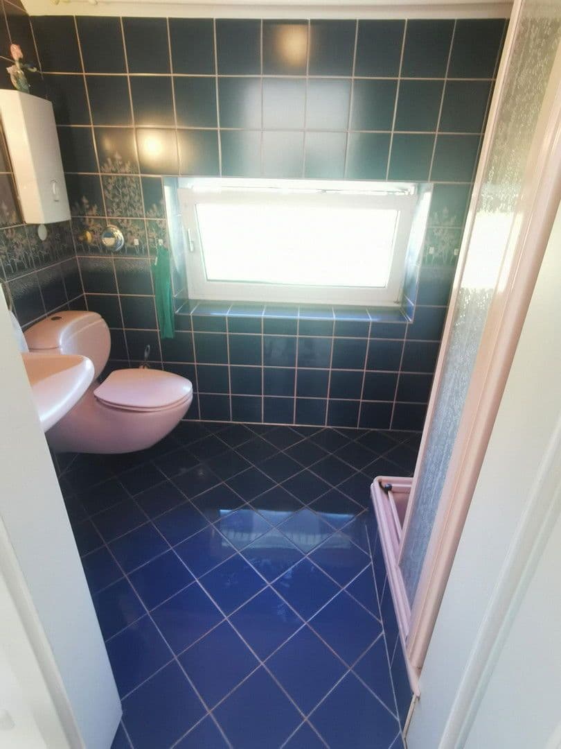 Prodej domu 350 m², pozemek 500 m², Garbsen, Dolní Sasko Prodej domu 350 m², pozemek 500 m², Garbsen, Dolní Sasko