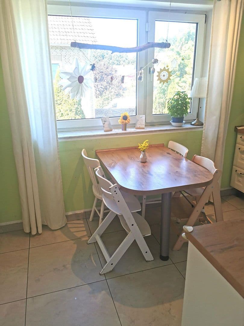 Prodej domu 350 m², pozemek 500 m², Garbsen, Dolní Sasko Prodej domu 350 m², pozemek 500 m², Garbsen, Dolní Sasko