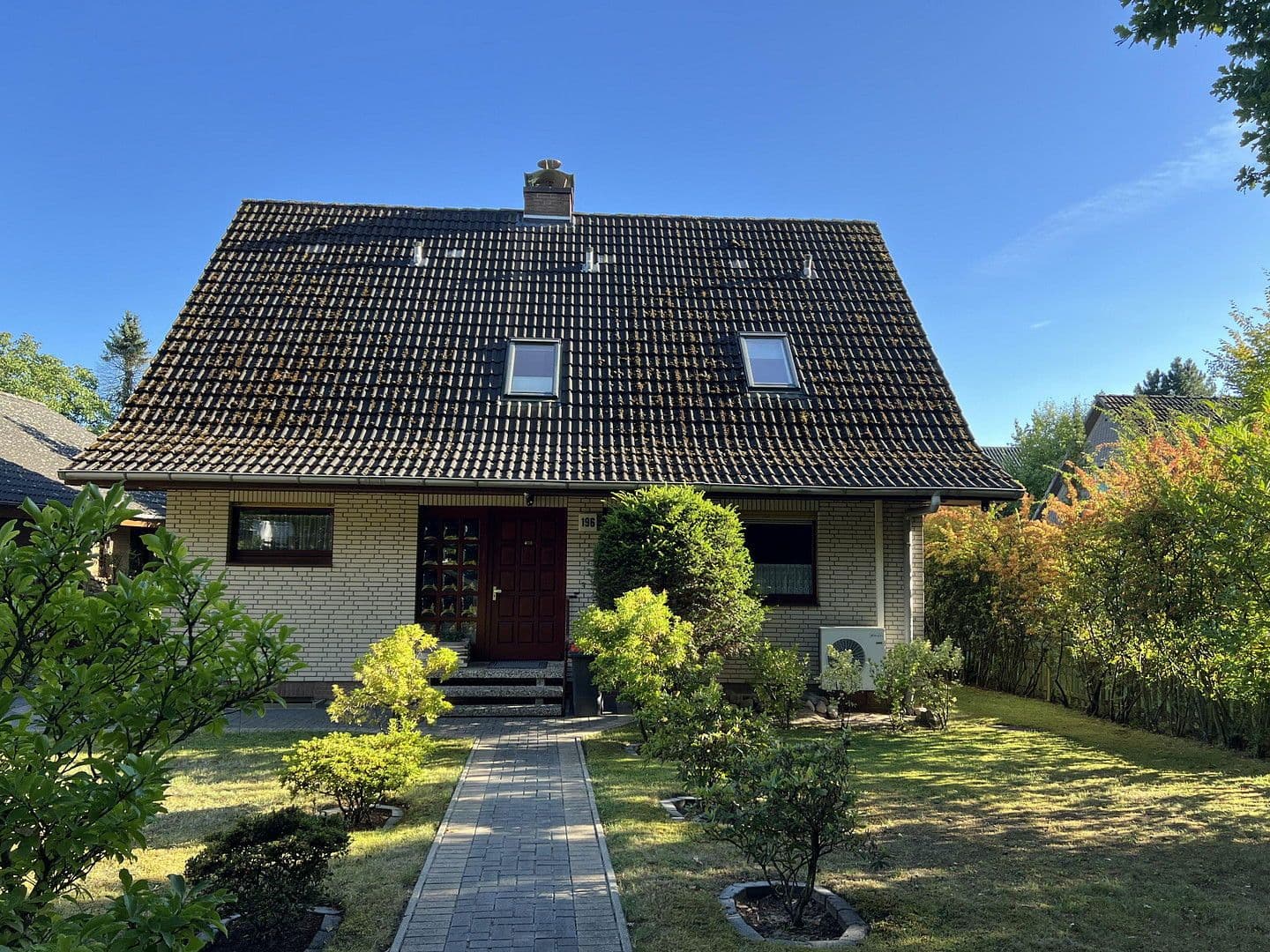 Prodej domu 135 m², pozemek 636 m², Hamburg, Hamburg Prodej domu 135 m², pozemek 636 m², Hamburg, Hamburg