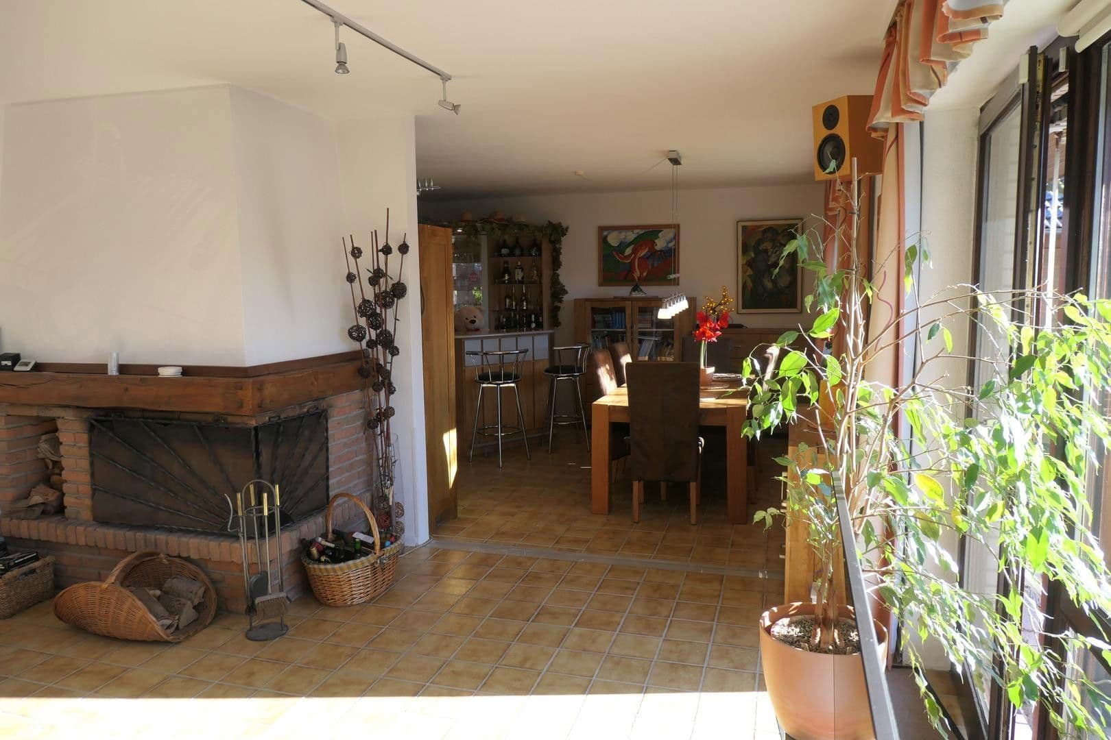 Prodej domu 135 m², pozemek 636 m², Hamburg, Hamburg Prodej domu 135 m², pozemek 636 m², Hamburg, Hamburg