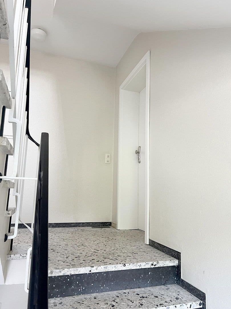 Pronájem bytu 3+1 86 m², Schweilbacher Straße 143, Würselen, Severní Porýní-Vestfálsko Pronájem bytu 3+1 86 m², Schweilbacher Straße 143, Würselen, Severní Porýní-Vestfálsko