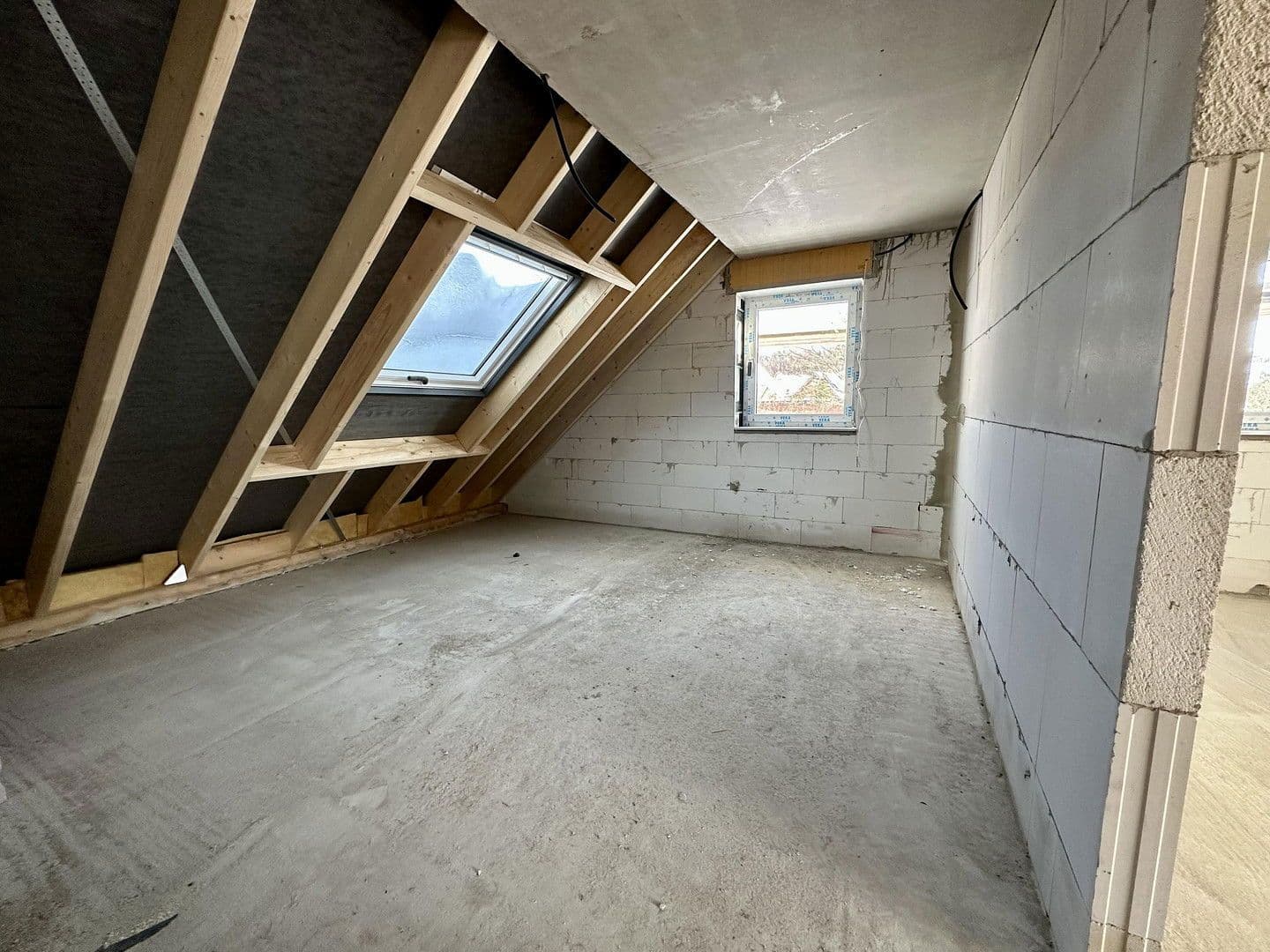 Prodej bytu 3+kk 121 m², Detmold, Severní Porýní-Vestfálsko Prodej bytu 3+kk 121 m², Detmold, Severní Porýní-Vestfálsko