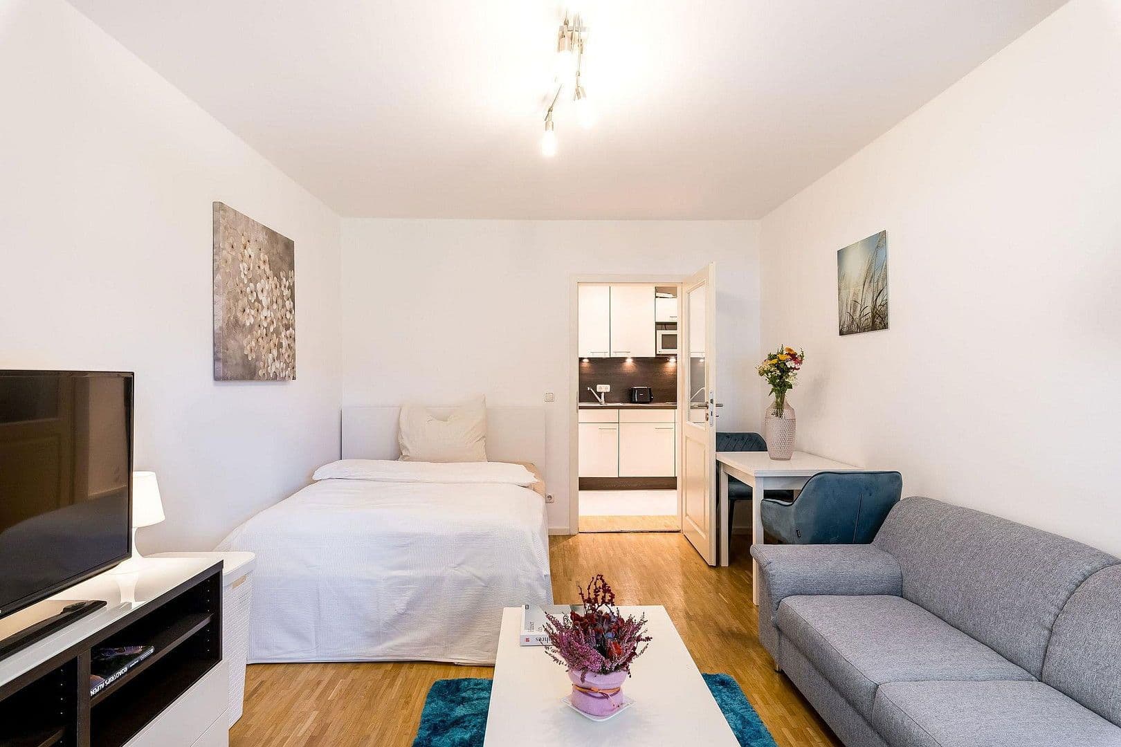 Pronájem bytu 1+1 35 m², Haidhauserstr. 7, München, Bavorsko Pronájem bytu 1+1 35 m², Haidhauserstr. 7, München, Bavorsko