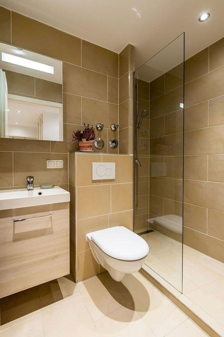 Pronájem bytu 1+1 35 m², Haidhauserstr. 7, München, Bavorsko Pronájem bytu 1+1 35 m², Haidhauserstr. 7, München, Bavorsko