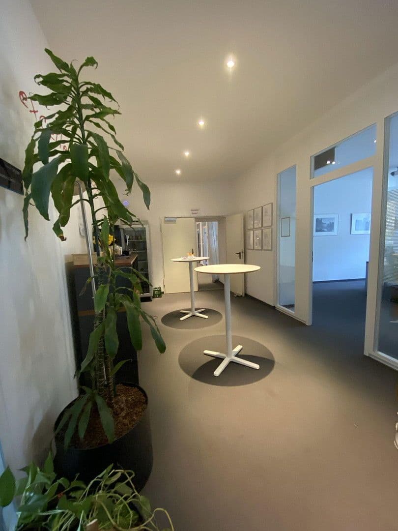 Pronájem kanceláře 160 m², Tal 9, München, Bavorsko Pronájem kanceláře 160 m², Tal 9, München, Bavorsko