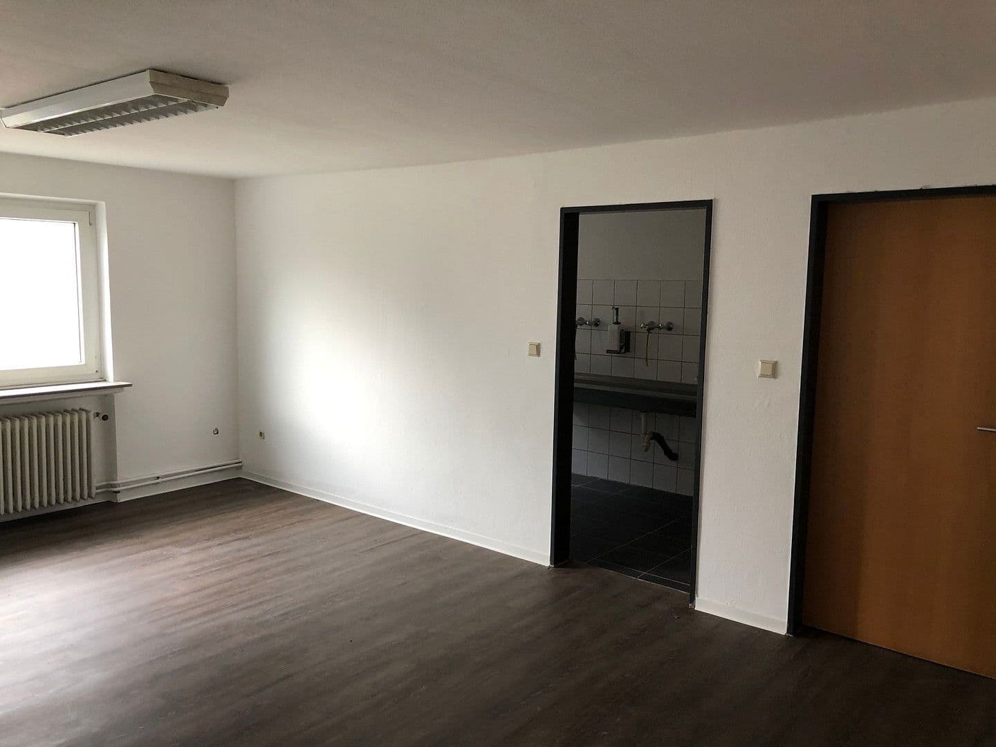 Pronájem nebytového prostoru 1.700 m², Wöstendöllen 24, Visbek, Dolní Sasko Pronájem nebytového prostoru 1.700 m², Wöstendöllen 24, Visbek, Dolní Sasko