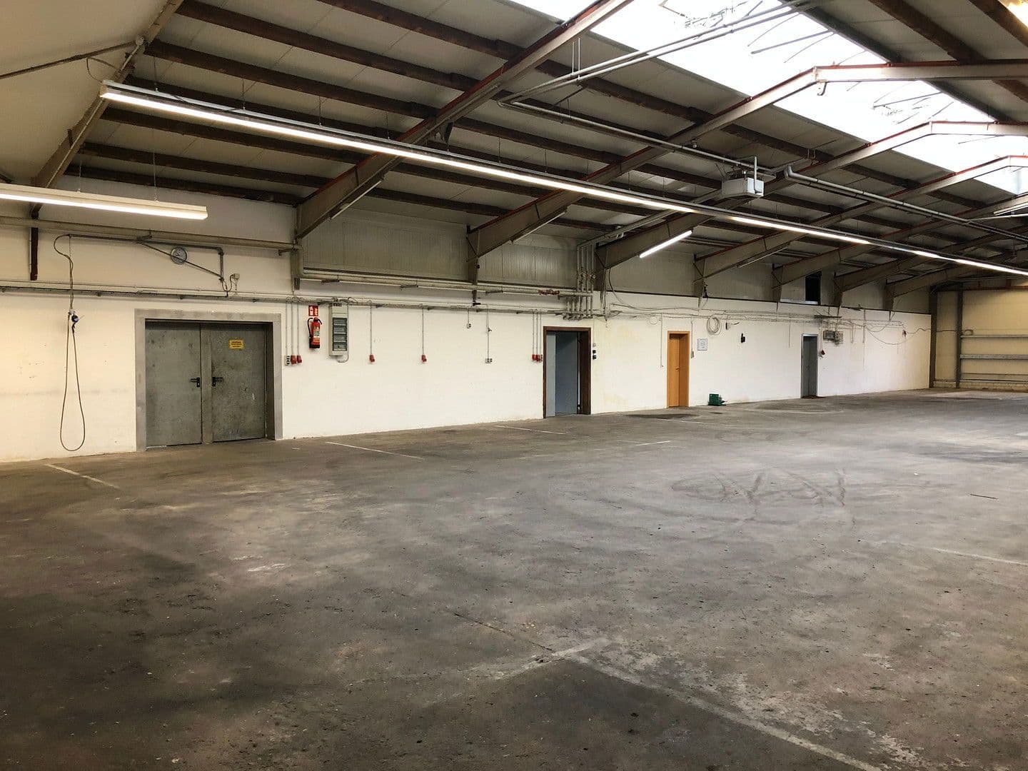 Pronájem nebytového prostoru 1.700 m², Wöstendöllen 24, Visbek, Dolní Sasko Pronájem nebytového prostoru 1.700 m², Wöstendöllen 24, Visbek, Dolní Sasko