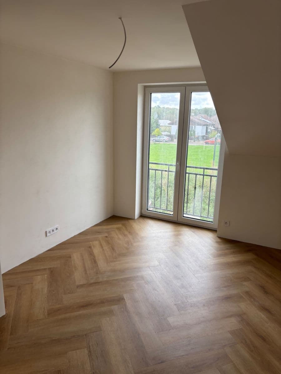 Prodej domu 119 m², pozemek 350 m², Chrášťany, Středočeský kraj Prodej domu 119 m², pozemek 350 m², Chrášťany, Středočeský kraj