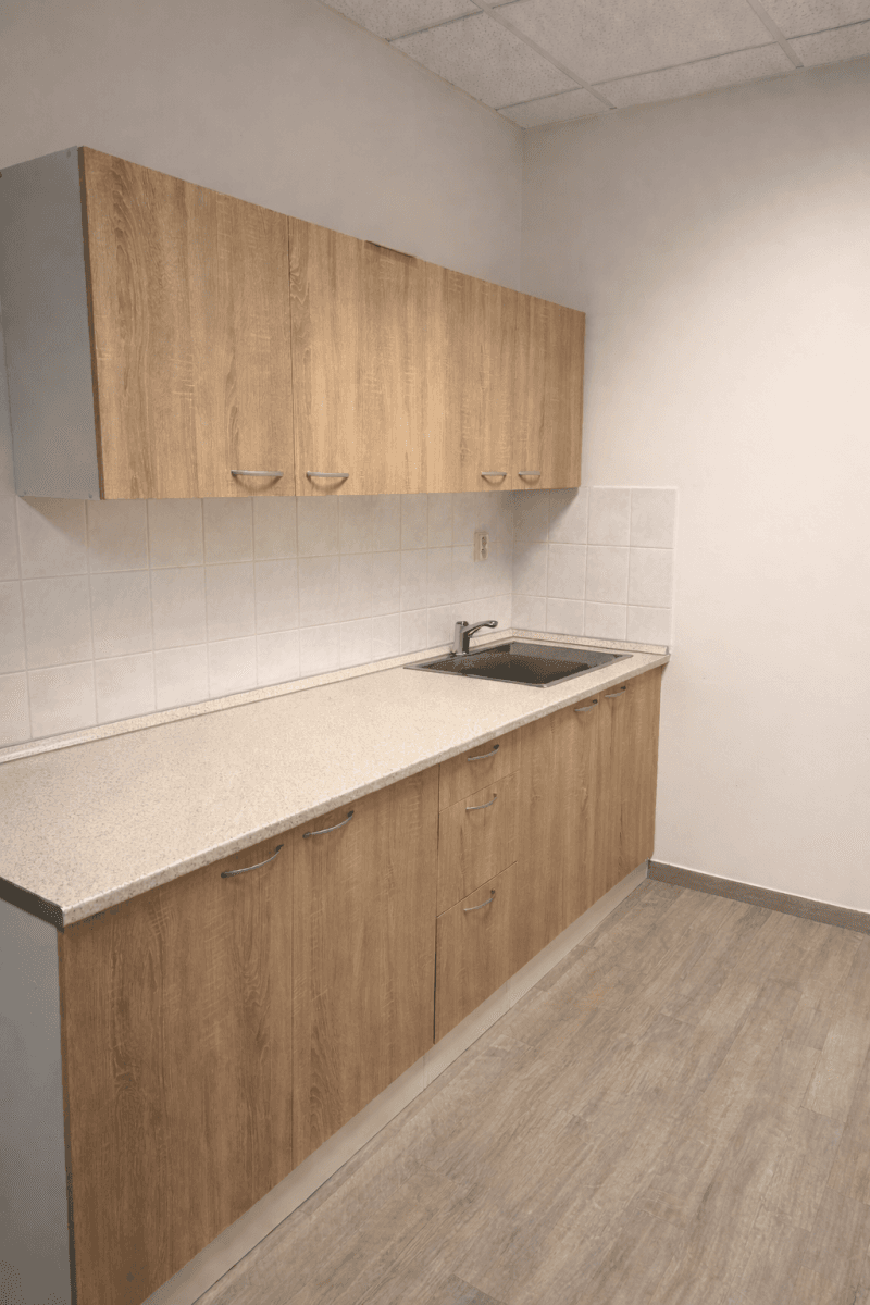 Pronájem kanceláře 80 m², Vršovická, Praha, Praha Pronájem kanceláře 80 m², Vršovická, Praha, Praha