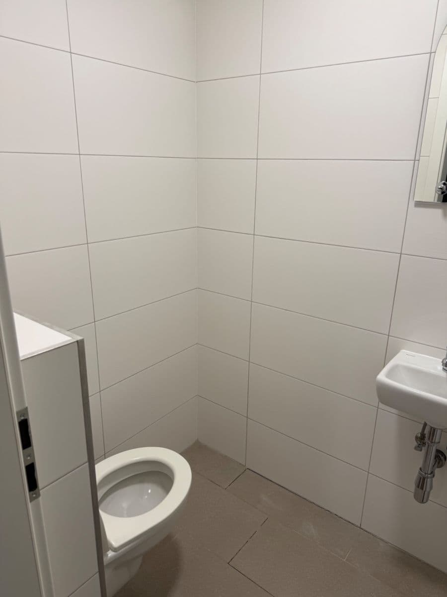 Pronájem bytu 2+kk 60 m², V Rejích, Brno, Jihomoravský kraj Pronájem bytu 2+kk 60 m², V Rejích, Brno, Jihomoravský kraj