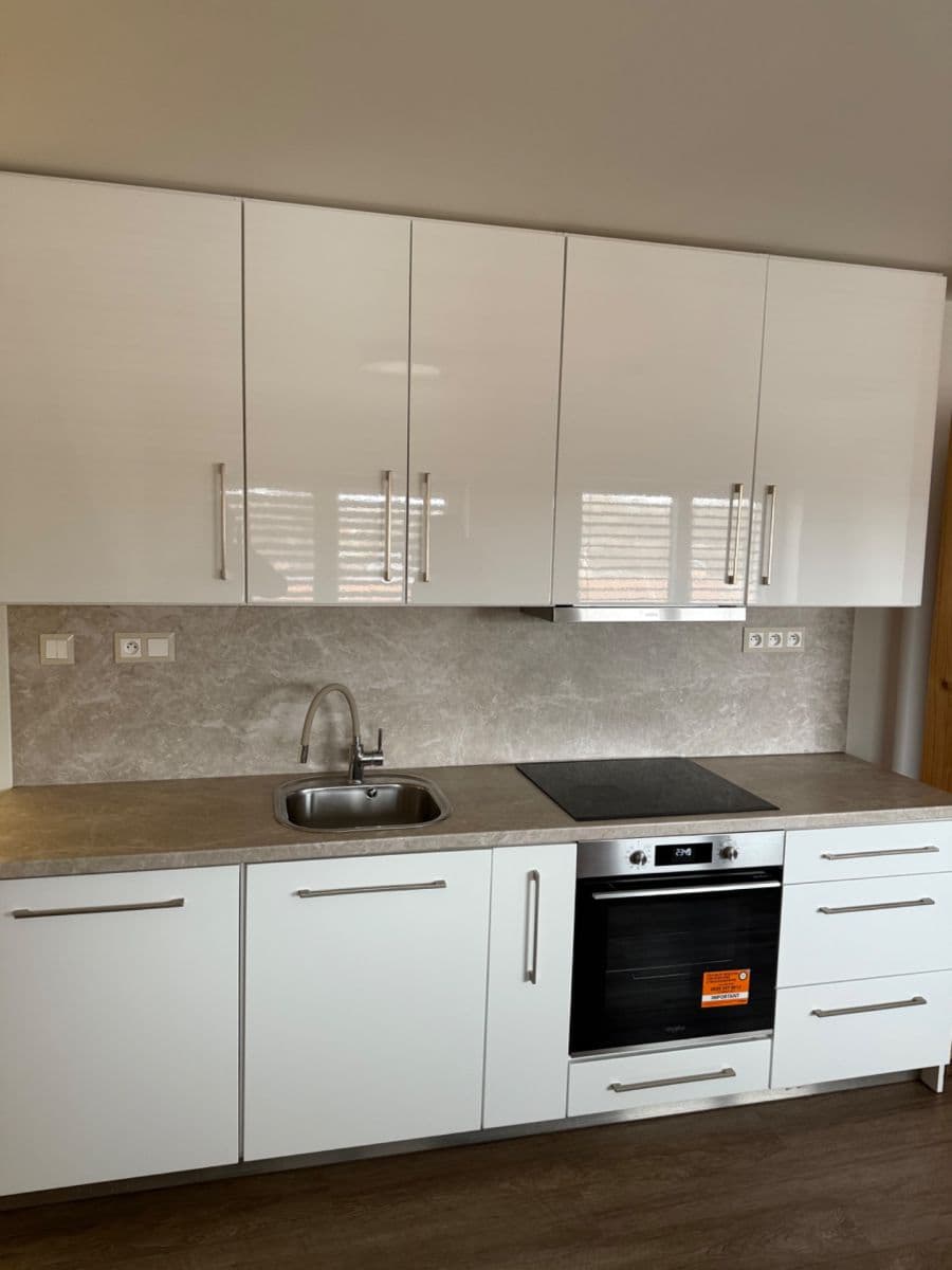 Pronájem bytu 2+kk 60 m², V Rejích, Brno, Jihomoravský kraj Pronájem bytu 2+kk 60 m², V Rejích, Brno, Jihomoravský kraj