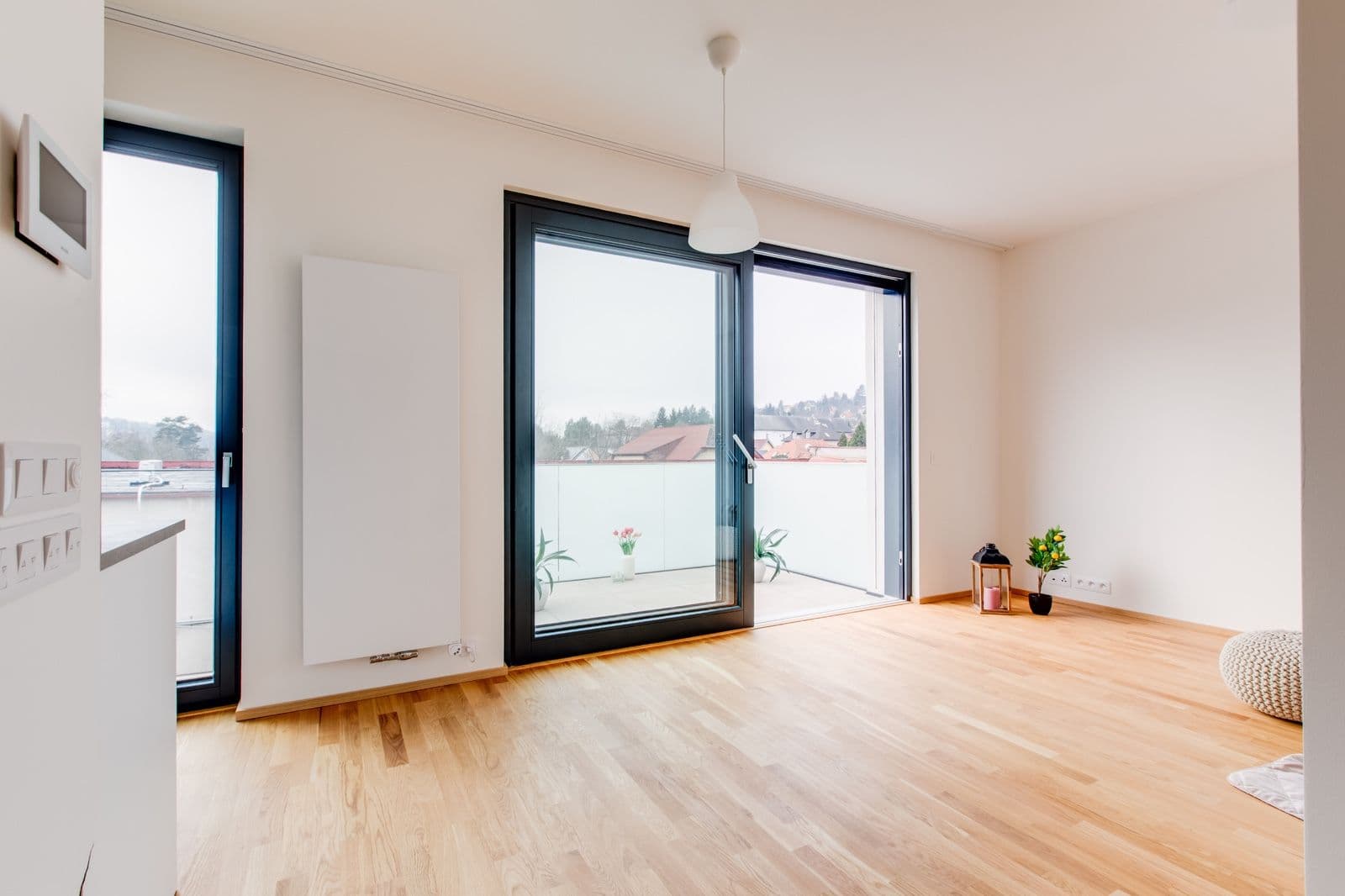 Pronájem bytu 1+kk 34 m², Ke Hřišti, Černošice, Středočeský kraj Pronájem bytu 1+kk 34 m², Ke Hřišti, Černošice, Středočeský kraj