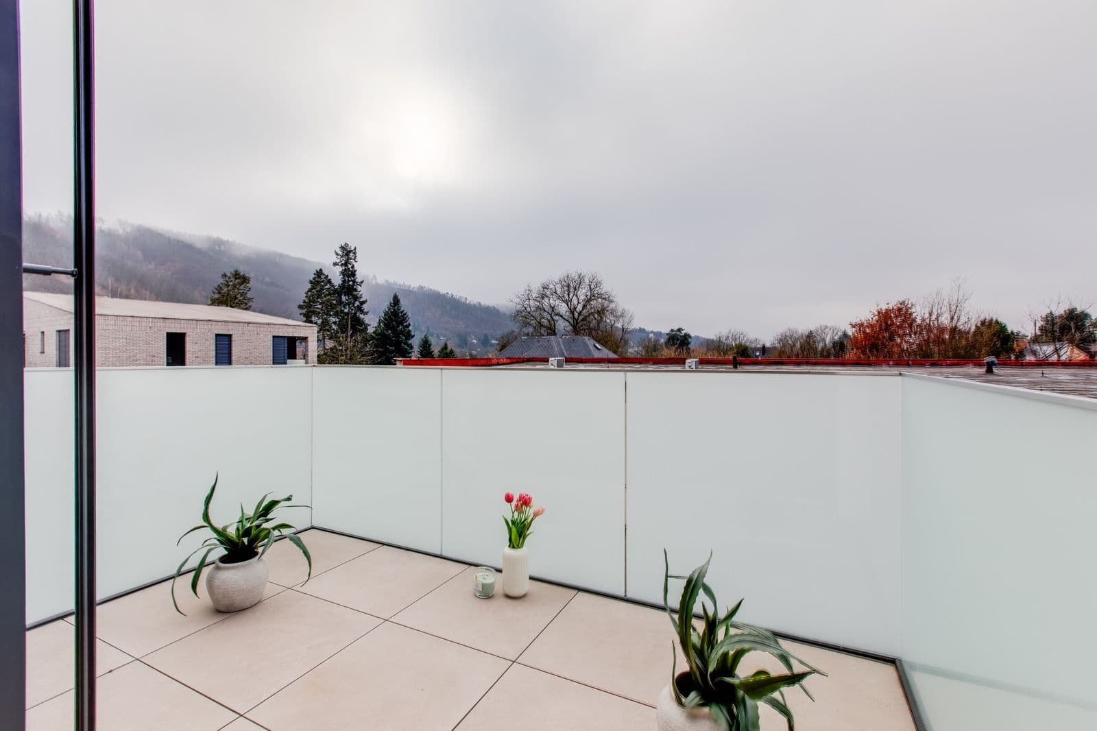 Pronájem bytu 1+kk 34 m², Ke Hřišti, Černošice, Středočeský kraj Pronájem bytu 1+kk 34 m², Ke Hřišti, Černošice, Středočeský kraj