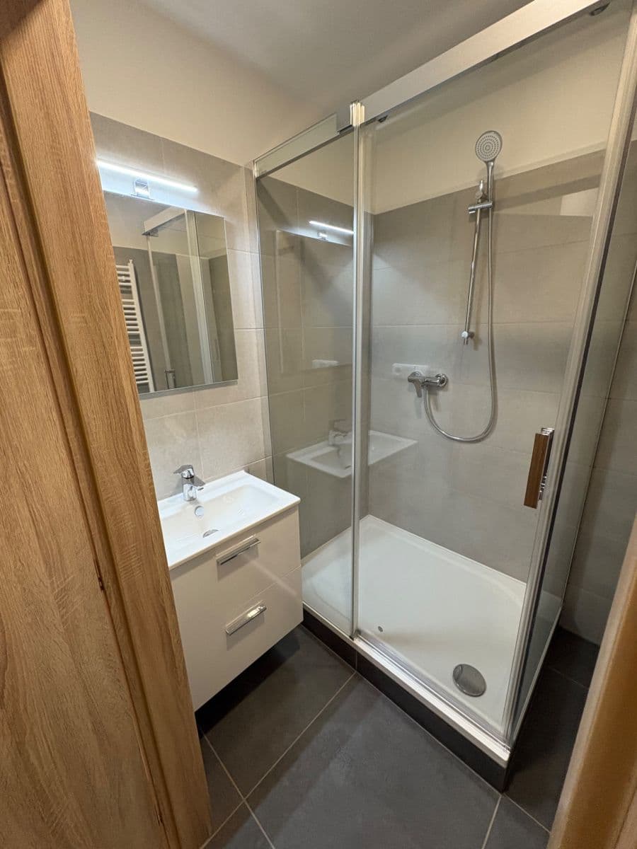 Pronájem bytu 3+1 70 m², Máchova, Bělá pod Bezdězem, Středočeský kraj Pronájem bytu 3+1 70 m², Máchova, Bělá pod Bezdězem, Středočeský kraj