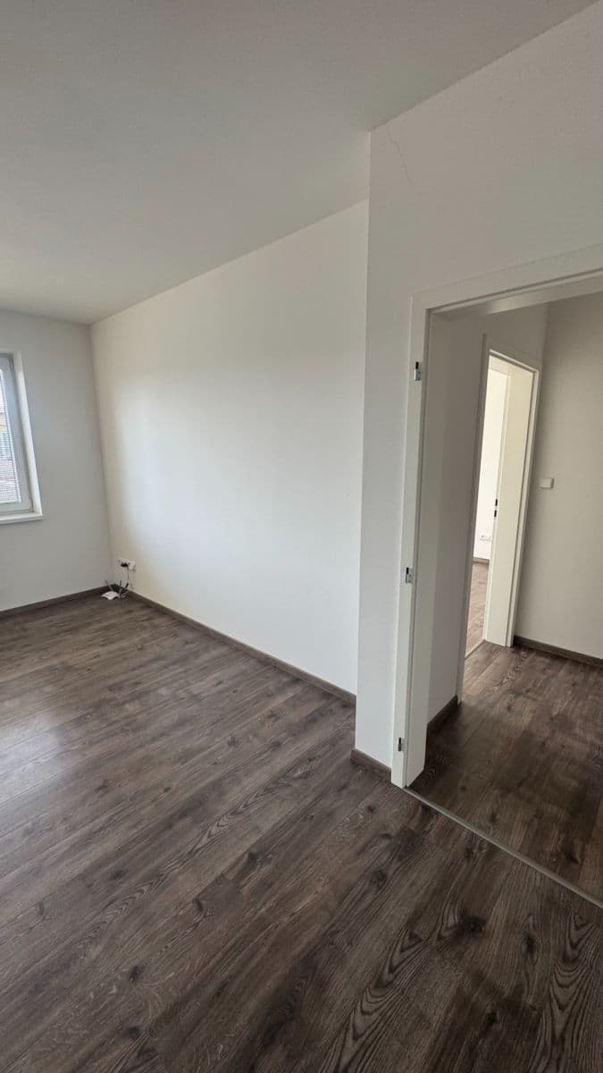 Pronájem bytu 2+kk 40 m², U Areálu, Tábor, Jihočeský kraj Pronájem bytu 2+kk 40 m², U Areálu, Tábor, Jihočeský kraj