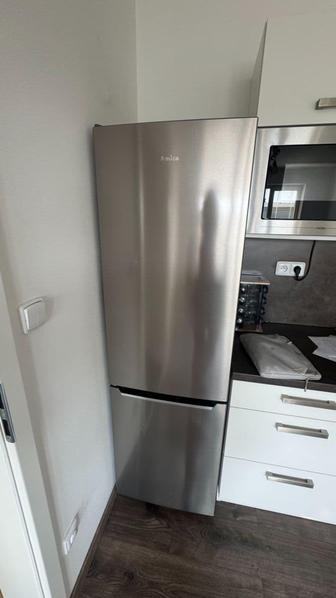 Pronájem bytu 2+kk 40 m², U Areálu, Tábor, Jihočeský kraj Pronájem bytu 2+kk 40 m², U Areálu, Tábor, Jihočeský kraj