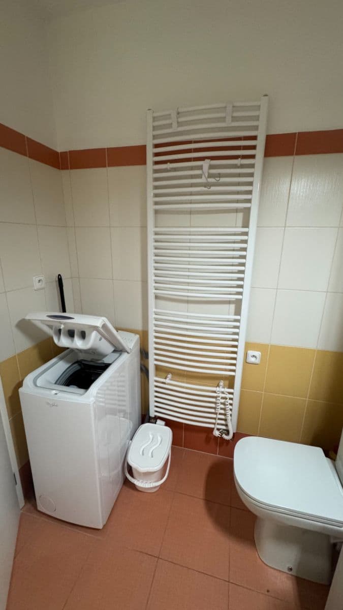 Pronájem bytu 2+kk 40 m², U Areálu, Tábor, Jihočeský kraj Pronájem bytu 2+kk 40 m², U Areálu, Tábor, Jihočeský kraj