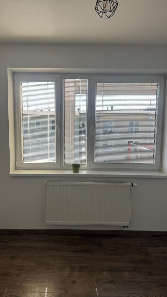 Pronájem bytu 2+kk 40 m², U Areálu, Tábor, Jihočeský kraj Pronájem bytu 2+kk 40 m², U Areálu, Tábor, Jihočeský kraj