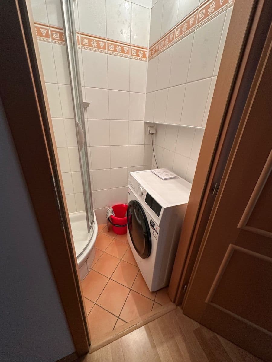 Pronájem bytu 5+1 120 m², Zbudovská, Praha, Praha Pronájem bytu 5+1 120 m², Zbudovská, Praha, Praha