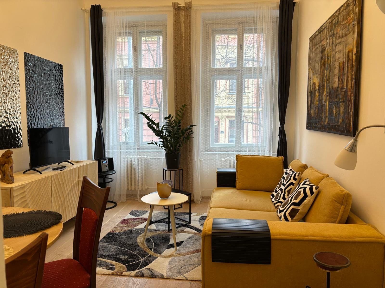 Pronájem bytu 45 m², Šafaříkova, Praha, Praha Pronájem bytu 45 m², Šafaříkova, Praha, Praha