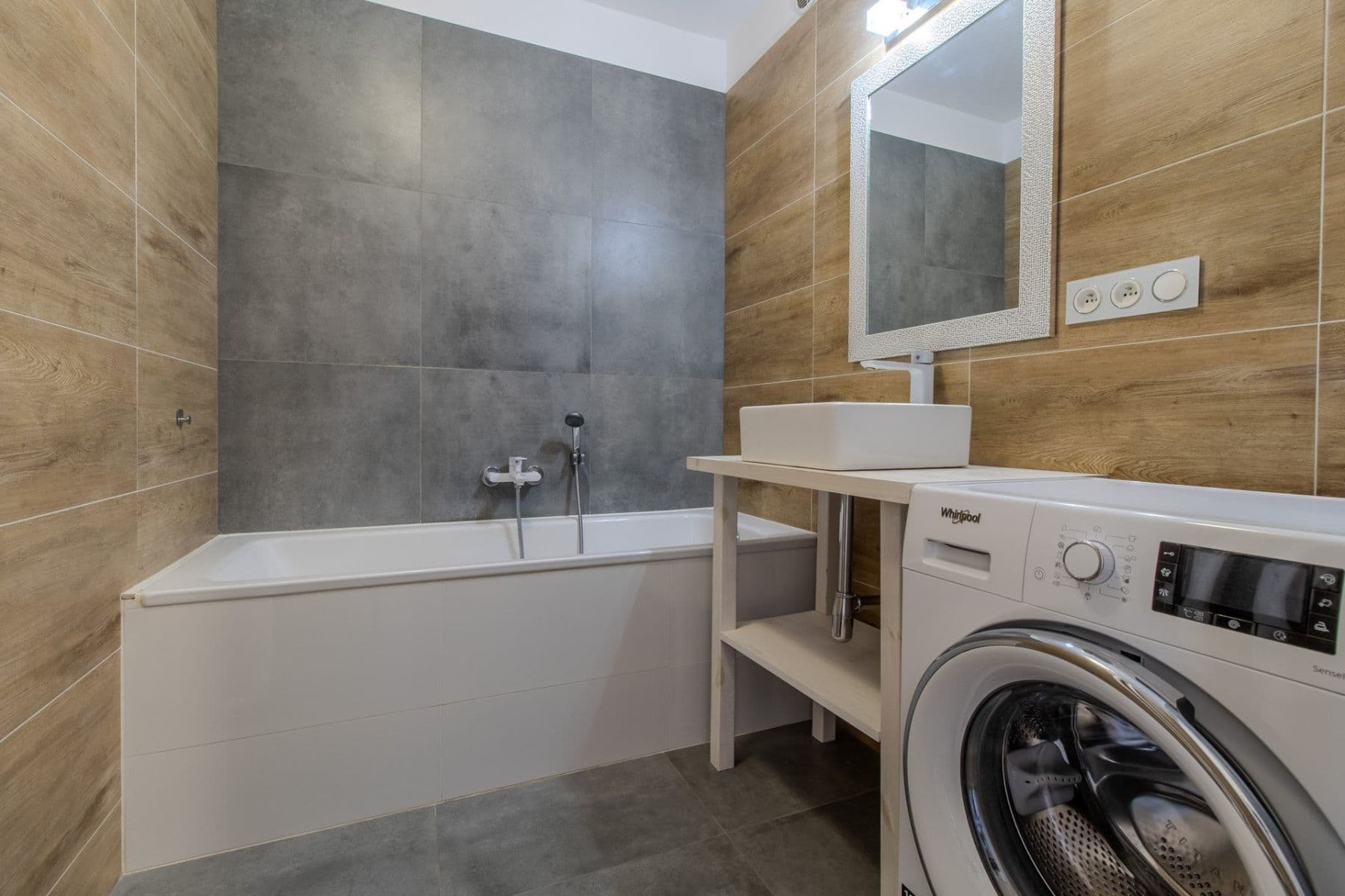 Pronájem bytu 2+1 55 m², Jablonecká, Praha, Praha Pronájem bytu 2+1 55 m², Jablonecká, Praha, Praha