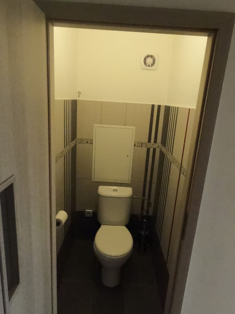 Prodej bytu 2+kk 45 m², V Jezírkách, Praha, Praha Prodej bytu 2+kk 45 m², V Jezírkách, Praha, Praha