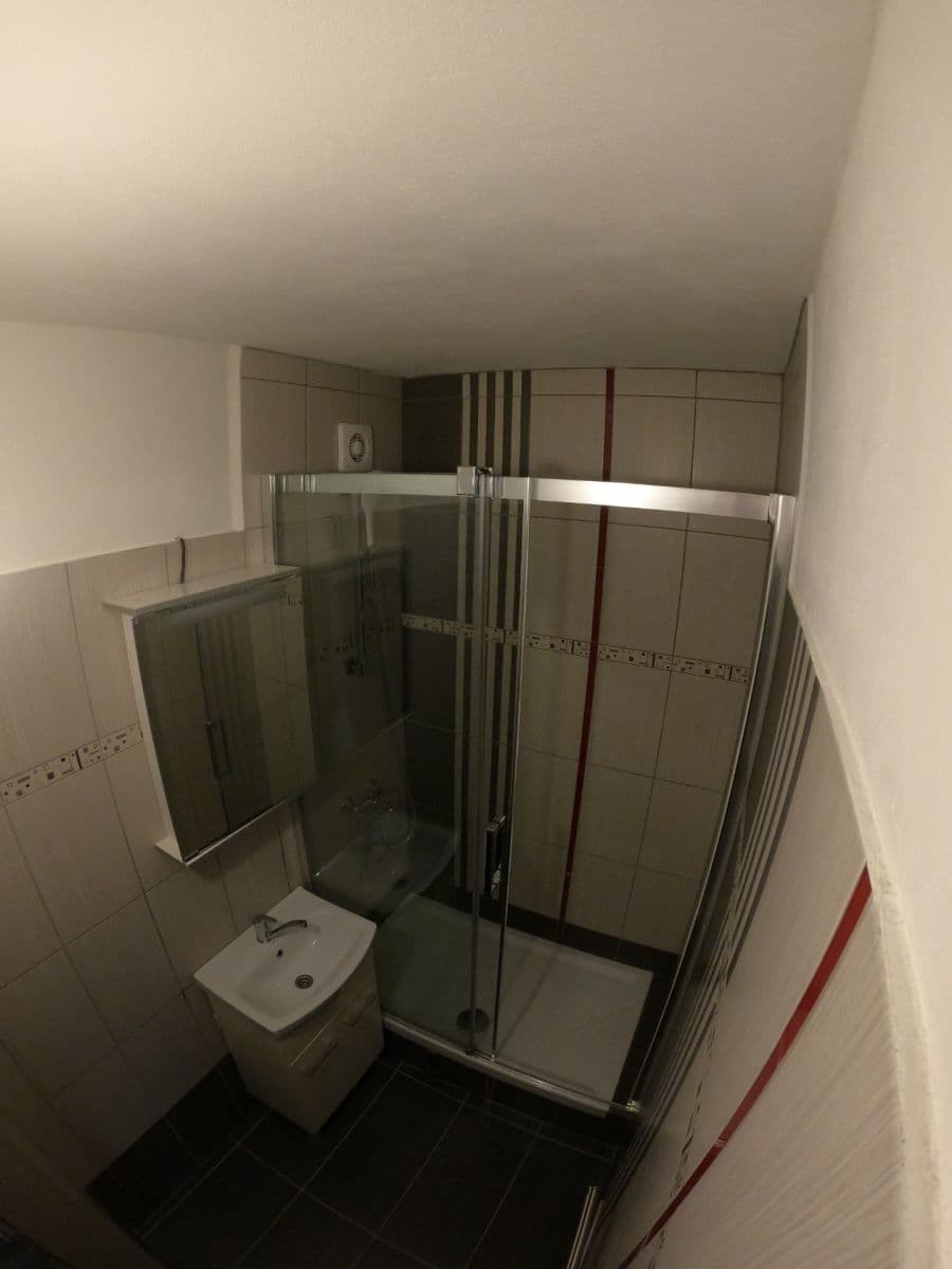 Prodej bytu 2+kk 45 m², V Jezírkách, Praha, Praha Prodej bytu 2+kk 45 m², V Jezírkách, Praha, Praha