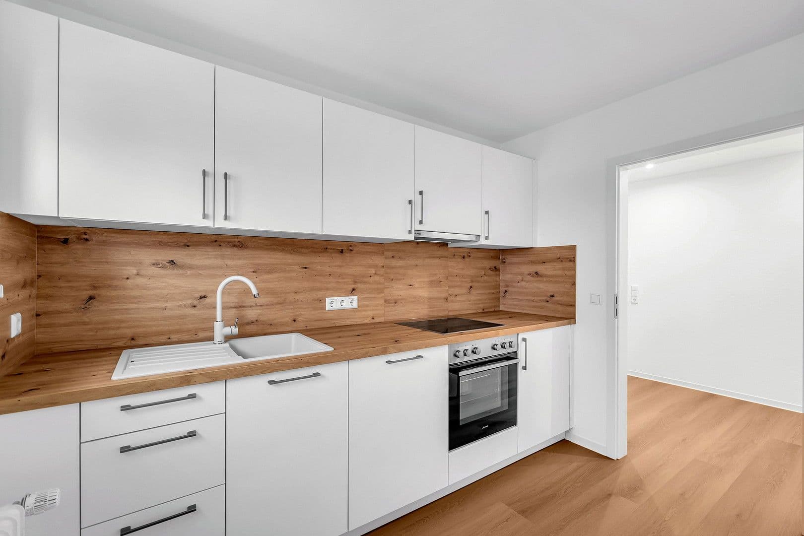 Prodej bytu 3+1 82 m², Crailsheim, Bádensko-Württembersko Prodej bytu 3+1 82 m², Crailsheim, Bádensko-Württembersko