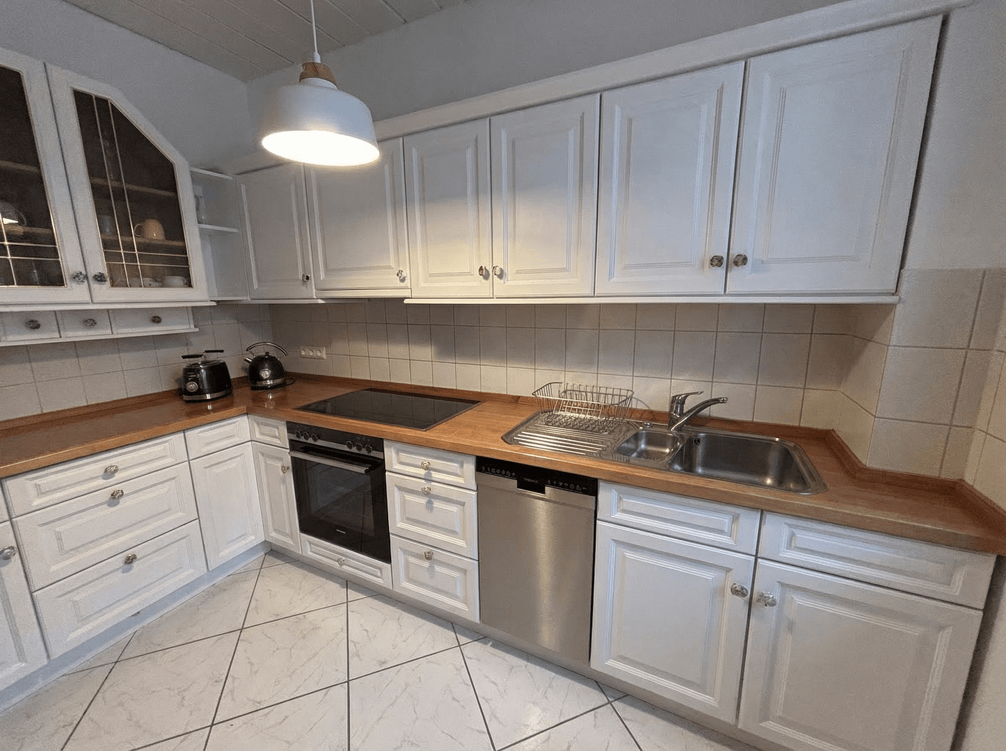 Pronájem bytu 100 m², Augsburg, Bavorsko Pronájem bytu 100 m², Augsburg, Bavorsko