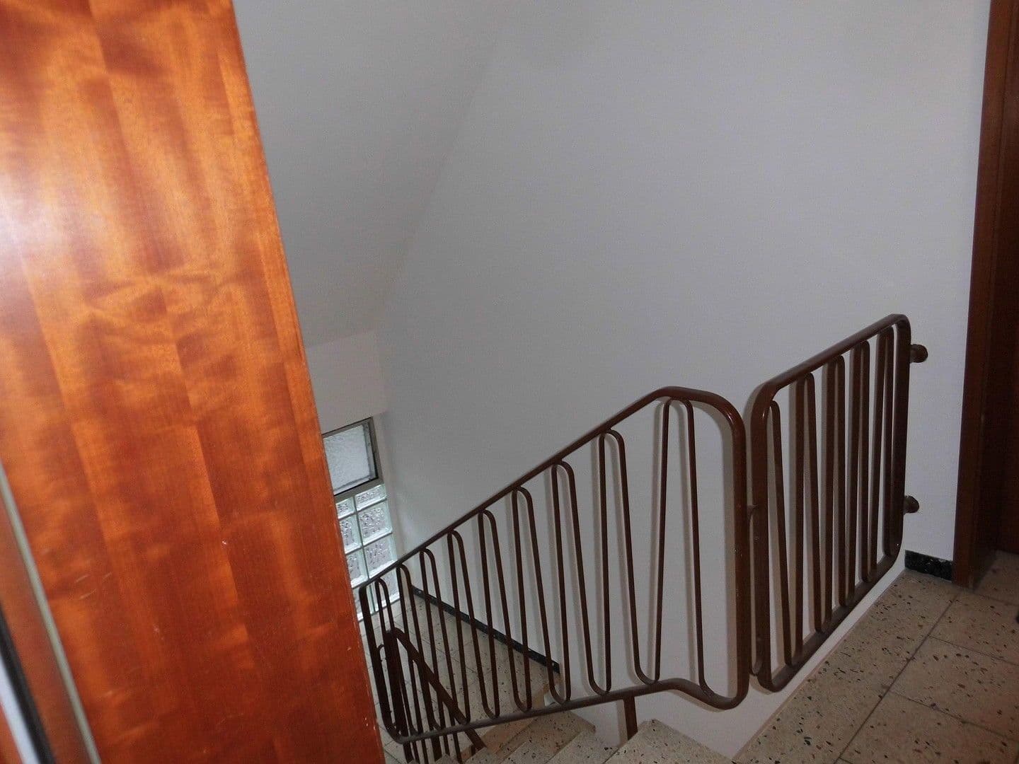 Pronájem bytu 2+1 50 m², Stuttgart, Bádensko-Württembersko Pronájem bytu 2+1 50 m², Stuttgart, Bádensko-Württembersko