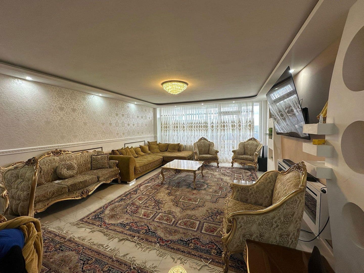 Prodej bytu 3+1 103 m², Frankfurt am Main, Hessen Prodej bytu 3+1 103 m², Frankfurt am Main, Hessen