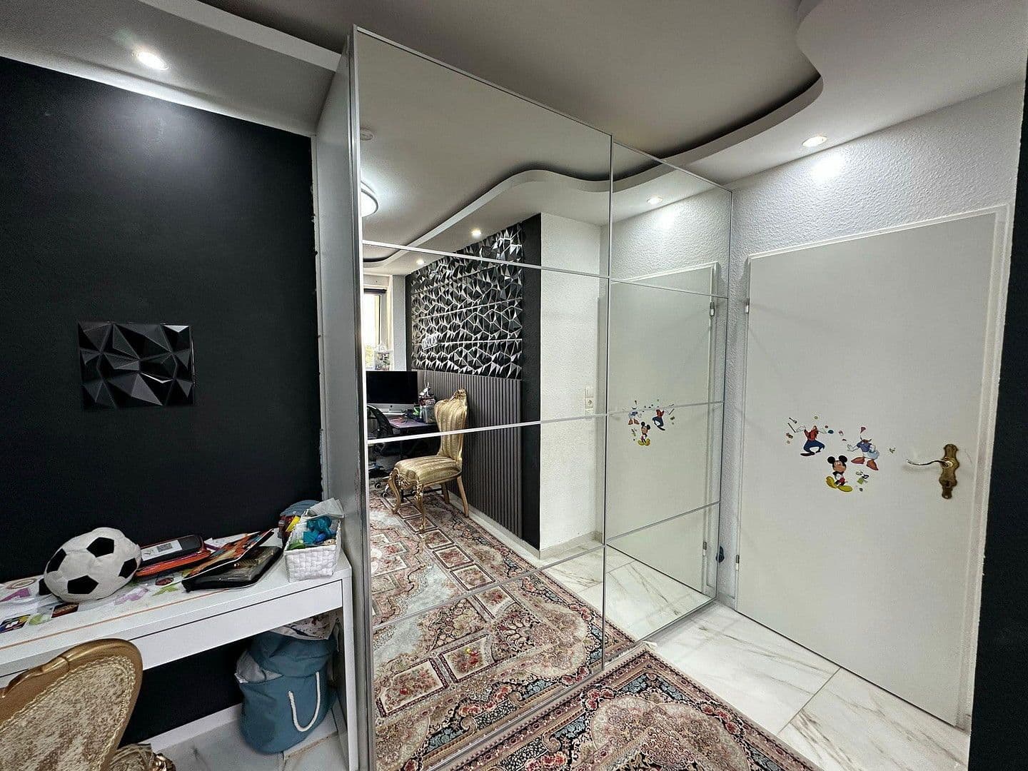 Prodej bytu 3+1 103 m², Frankfurt am Main, Hessen Prodej bytu 3+1 103 m², Frankfurt am Main, Hessen